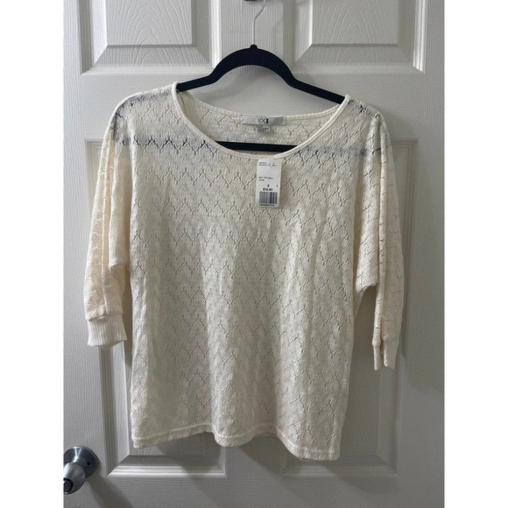 Forever 21 NWT White Lace Top Size Small